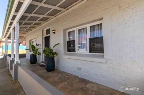 Property photo of 33 Hughes Street Wallaroo SA 5556