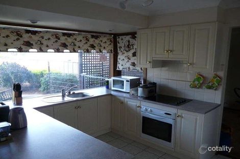 Property photo of 8 Santana Court Hallett Cove SA 5158