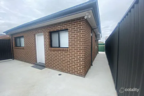 32 Firth Ave, Green Valley, NSW 2168