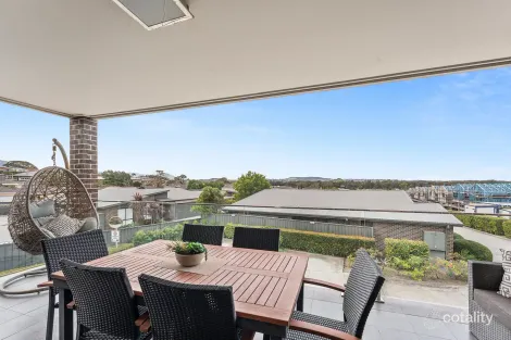 Property photo of 2/126 Kanahooka Road Kanahooka NSW 2530