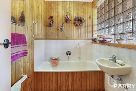 Property photo of 43 Benwerrin Crescent Norwood TAS 7250