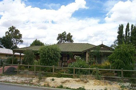 4 Mcgrath Pl, Seville Grove, WA 6112