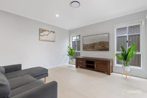 Property photo of 26 Scythe Avenue Austral NSW 2179