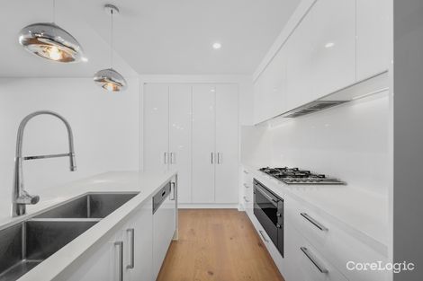 Property photo of 27/66 Lambert Road Indooroopilly QLD 4068