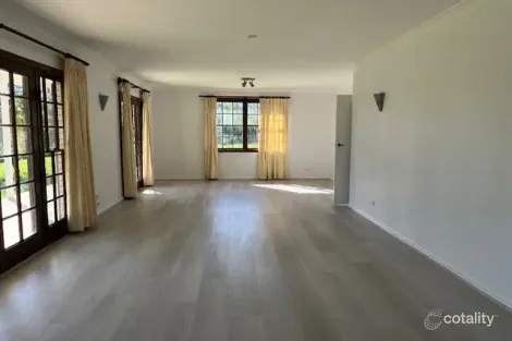 Property photo of 16 Volunteer Road Kenthurst NSW 2156