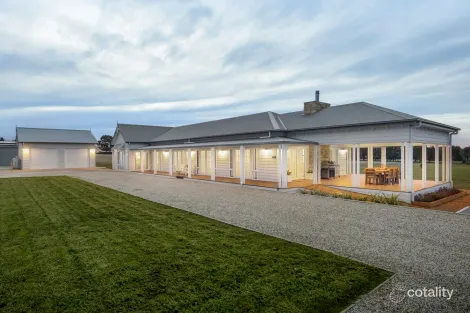 36 Kennedys Rd, Smythes Creek, VIC 3351