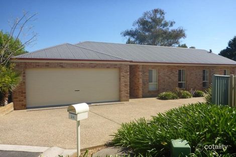 24 Orchard Way, Lavington, NSW 2641