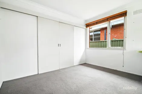 Property photo of 4 Attlee Place Winston Hills NSW 2153