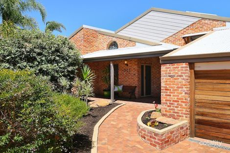 Property photo of 316 Summerlakes Parade Ballajura WA 6066