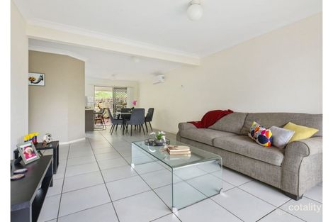 Property photo of 11/18-21 Emma Street Bracken Ridge QLD 4017