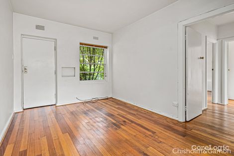 Property photo of 2/13 Beach Avenue Elwood VIC 3184