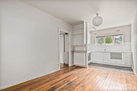 2/13 Beach Ave, Elwood, VIC 3184