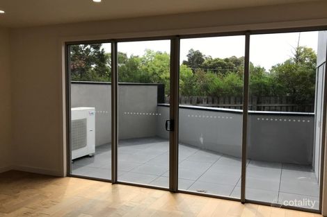 Property photo of 9/2 Ambrose Treacy Drive Bundoora VIC 3083