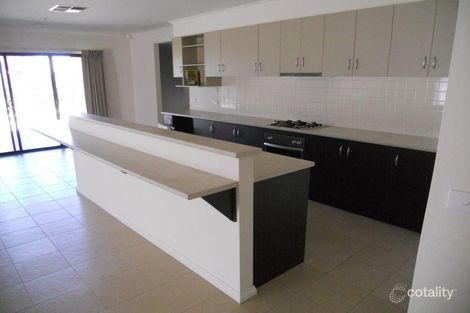 Property photo of 31 Nillahcootie Crescent Kialla VIC 3631
