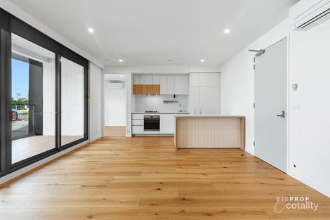 205/51-59 Thistlethwaite St, South Melbourne, VIC 3205