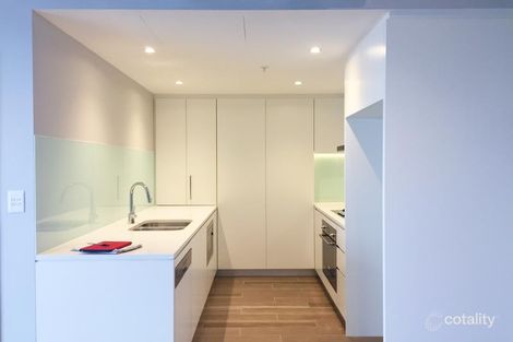Property photo of 812/3 Foreshore Place Wentworth Point NSW 2127