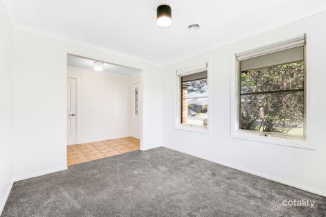Property photo of 4 Eaglescliffe Crescent Cranbourne VIC 3977