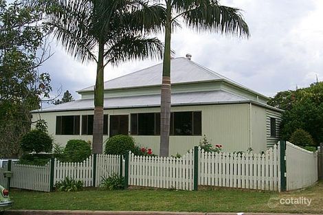 12 Vyner St, Wandal, QLD 4700