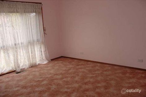 Property photo of 8 Jonathan Court Eumemmerring VIC 3177