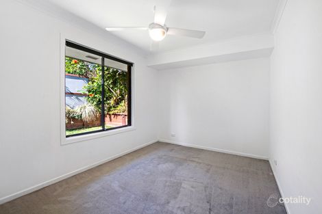Property photo of 2/3 Wirth Terrace Highland Park QLD 4211