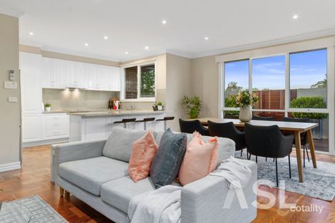 Property photo of 11 Emerald Rise Templestowe VIC 3106