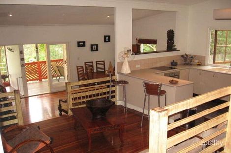 Property photo of 7 Opal Court Carrara QLD 4211