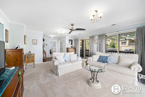 Property photo of 2/20 Nicholii Loop Jerrabomberra NSW 2619
