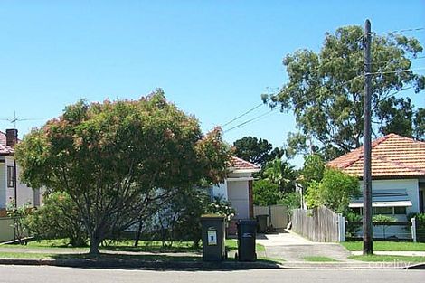 12 Larcombe St, Regents Park, NSW 2143