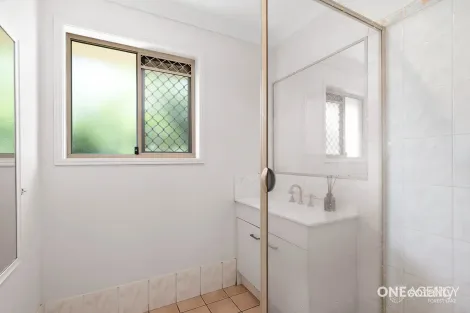 Property photo of 9 Paton Crescent Forest Lake QLD 4078