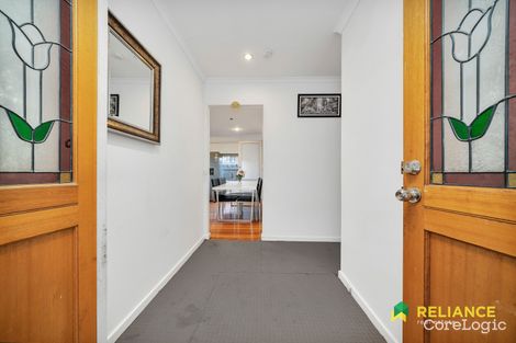 Property photo of 32 Hampstead Drive Hoppers Crossing VIC 3029