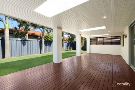 2/4 Craft Ct, Miami, QLD 4220