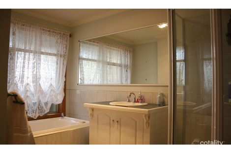 Property photo of 28 Stevens Place Park Grove TAS 7320
