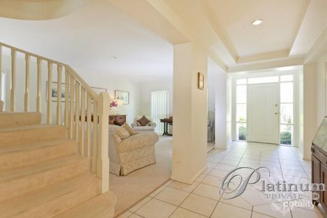 Property photo of 27 Coventry Circuit Carindale QLD 4152