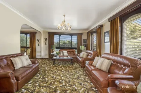 Property photo of 4 Doolan Street Werribee VIC 3030