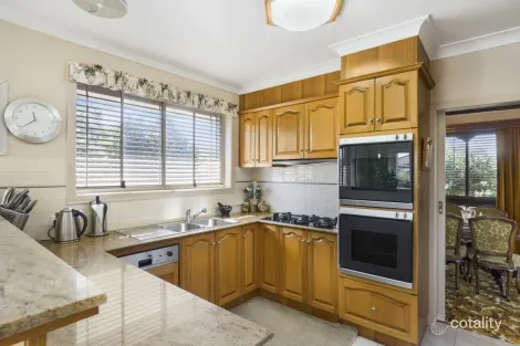 Property photo of 4 Doolan Street Werribee VIC 3030