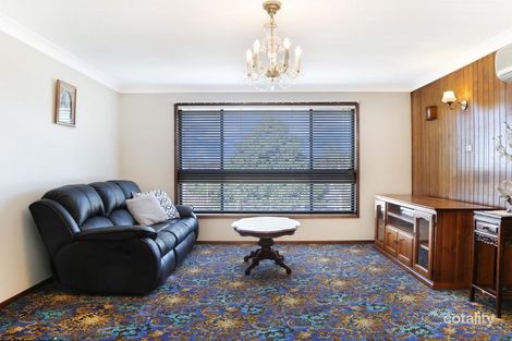 Property photo of 60 Billabong Avenue Dapto NSW 2530