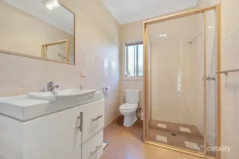 Property photo of 4 Alexandra Court Bright VIC 3741