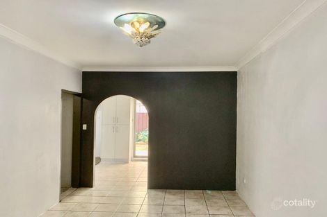 Property photo of 4/102-104 Longfield Street Cabramatta NSW 2166