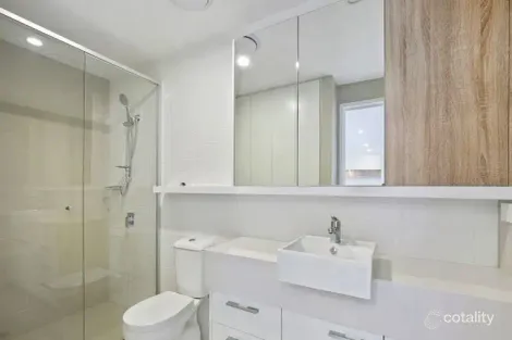 Property photo of 208/9 Hooker Boulevard Broadbeach Waters QLD 4218