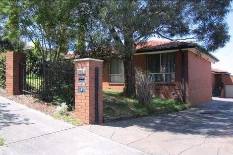 1/6 Tourmaline Cres, Wheelers Hill, VIC 3150