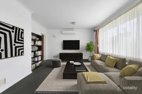 Property photo of 2 Lindsay Court Traralgon VIC 3844