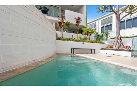 Property photo of 205/46-48 Peerless Avenue Mermaid Beach QLD 4218