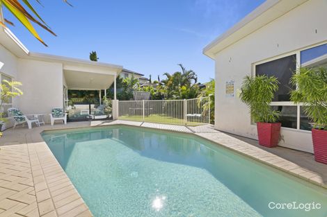 Property photo of 23 Heights Drive Robina QLD 4226