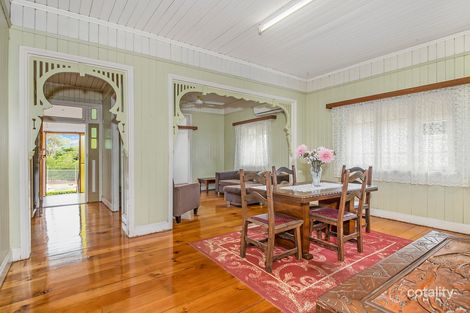 Property photo of 124 Hyde Road Yeronga QLD 4104