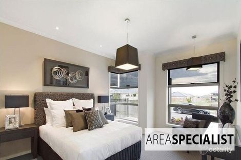 Property photo of 12 Crepe Avenue Cranbourne West VIC 3977