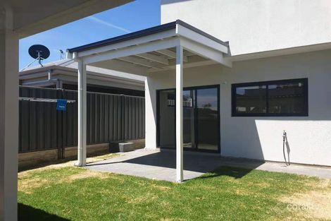 1-2/27 Archerfield Ave, Christies Beach, SA 5165