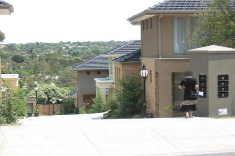 Property photo of 8/8-10 Malcolm Crescent Doncaster VIC 3108