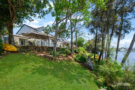 97/125 Santa Cruz Bvd, Clear Island Waters, QLD 4226