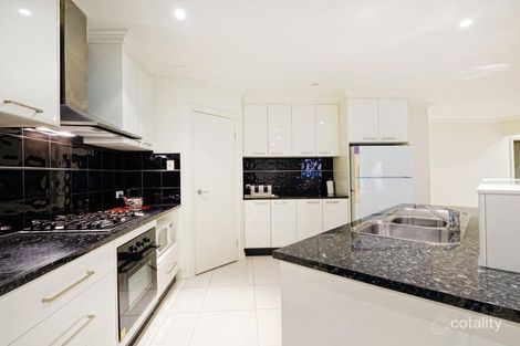 Property photo of 24 Kookaburra Way East Albury NSW 2640
