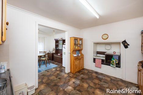 Property photo of 25 Loch Street Ganmain NSW 2702